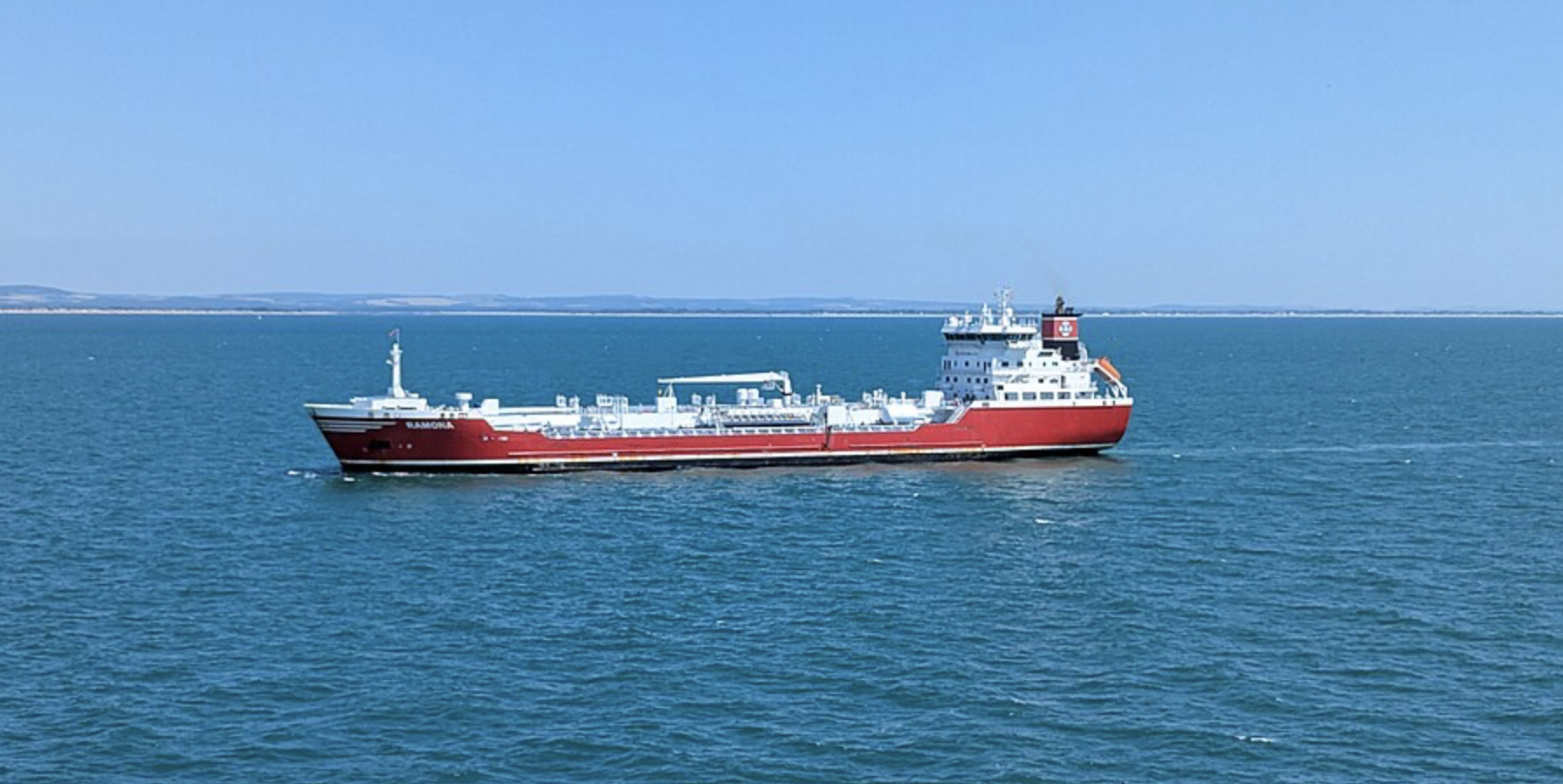 A Billion-Barrel Oil Glut Is Forming at Sea