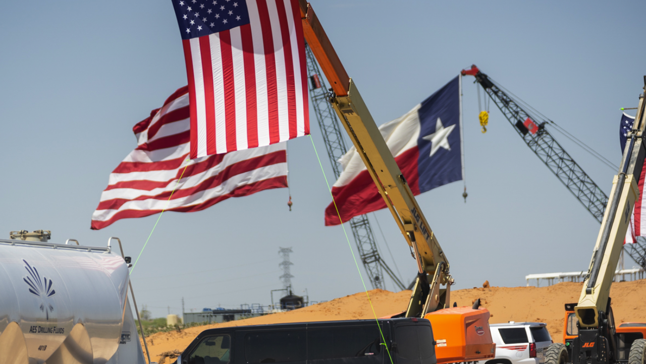 U.S. Crude Oil Production Hits Record as Texas Contributes 43% of National Output